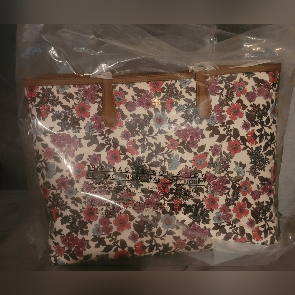 Tory Burch - Picture 2 of 2